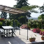 La Maison Des Roses